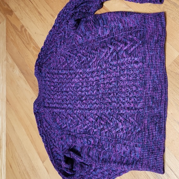 Gap Sweater - Picture 5 of 5